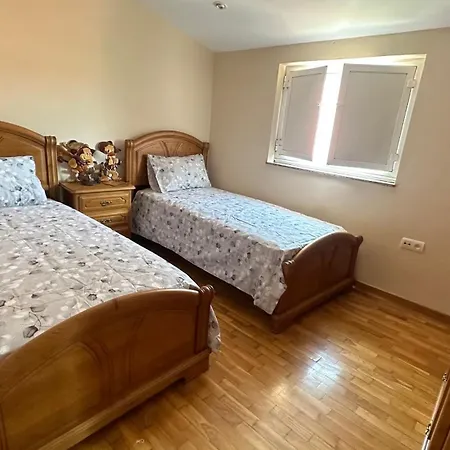 Casa Candela * A Igrexa